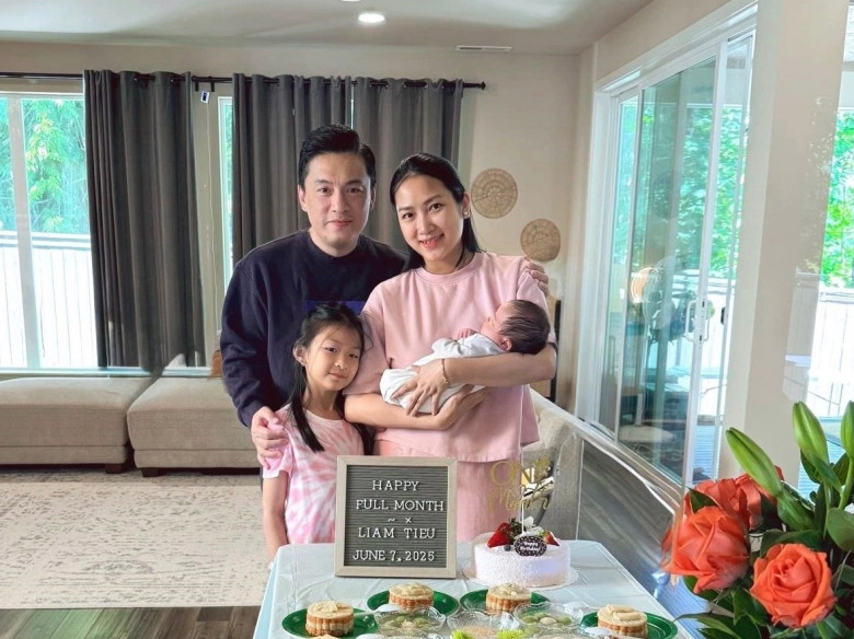 Gia đình đủ nếp - tẻ của vợ chồng Lam Trường.