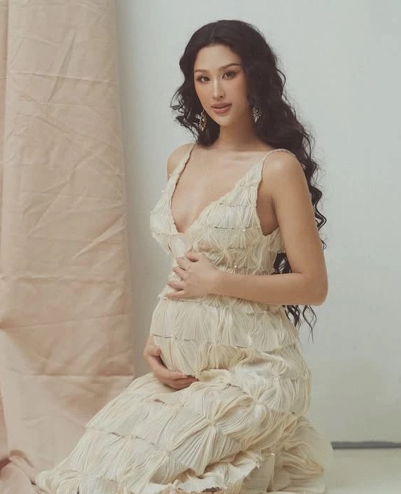 Top 5 Miss Universe Việt Nam khoe dáng nuột sau 1 tháng ở cữ, tranh thủ hưởng thụ cuộc sống trong lúc “cục vàng” ngủ say - 8