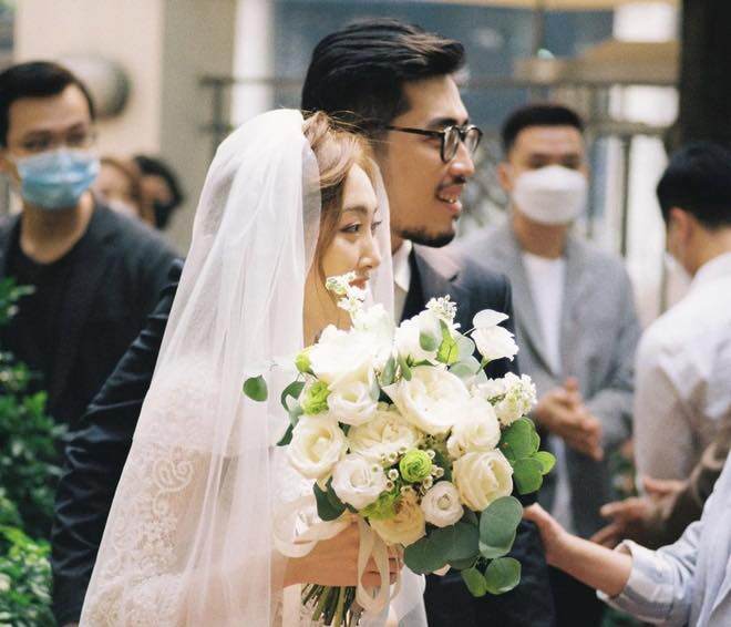 Bà xã lớn hơn 3 tuổi lộ chuyện đã sinh con với “hoàng tử Indie” Vũ., chi tiết khác lạ ở vòng 2 gây chú ý - 6