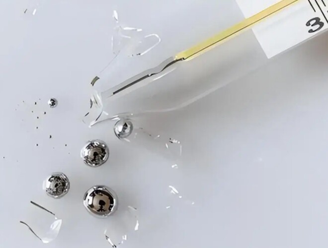 Con 3 tuổi cắn vỡ nhiệt kế thủy ngân, mẹ làm 3 bước được bác sĩ khen: Rất chuyên nghiệp! - 1