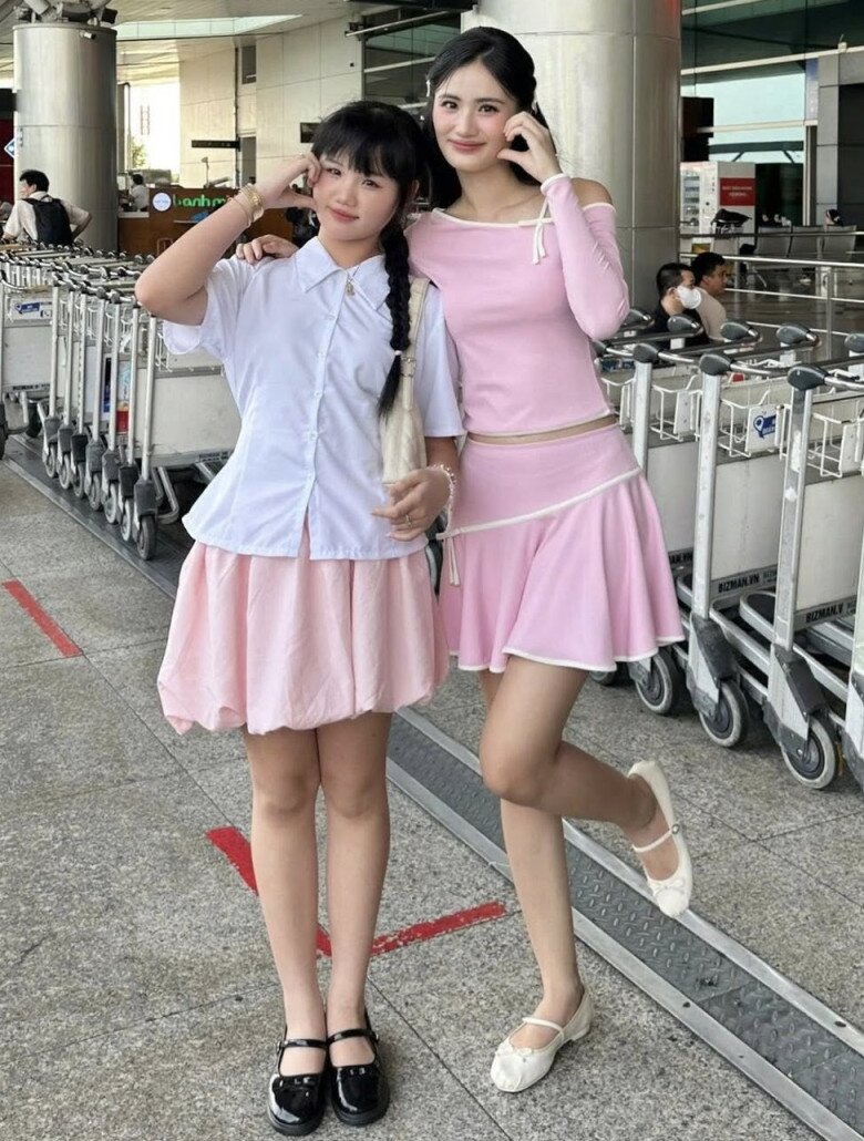 Hình ảnh Ý Nhã ở tuổi dậy thì khiến nhiều người bất ngờ vì quá xinh xắn, dễ thương.