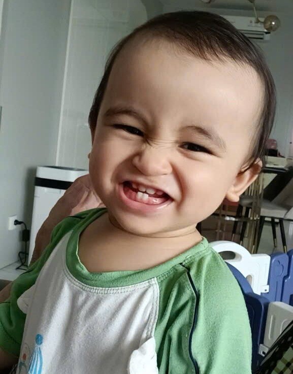 Milo được khen ngợi ra dáng em bé Ấn Độ chính hiệu nhờ thừa hưởng toàn vẹn những nét đẹp từ bố.