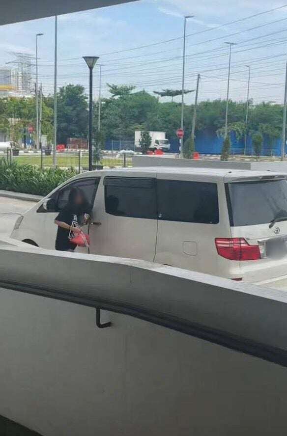 Con gái 14 tuổi yêu bạn trai 47 tuổi, bố mẹ tìm đến nhà người đàn ông, hàng xóm nói 1 câu mà lặng người - 3