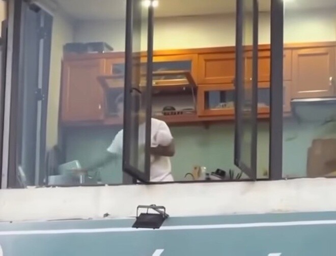 Ai nấy đều khen ngượi vợ này chắc may mắn lắm mới lấy được anh.