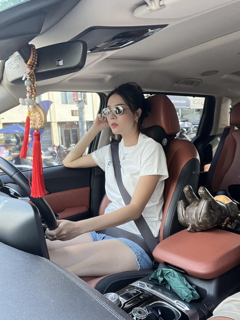 Vợ chồng Kỳ Hân có tài sản sau nhiều năm tích góp.