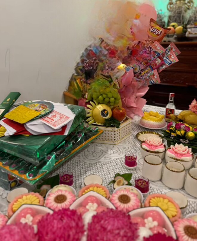 img src/upload/3-2025/images/ngavt/me-bim-lam-tiec-day-thang-cho-con-het-gan-70-trieu-dong-mam-cung-7-trieu-khien-nhieu-nguoi-thac-mac-r-1-1759200809-485-width660height664.jpg /