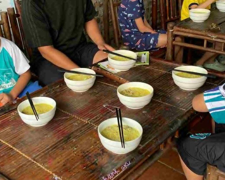 Mẹ Hà Nội bức xúc vì chi gần 20 triệu đồng cho con đi trại hè nhưng bé bị bắt nạt, nhịn 8 ngày không đi vệ sinh - 4