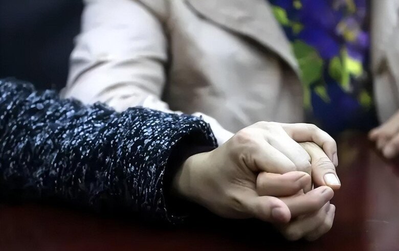 Người mẹ bán hết tài sản tìm con 2 tuổi mất tích, 27 năm sau tìm thấy, đứa con nói 1 câu khiến bà buồn ứa nước mắt - 6