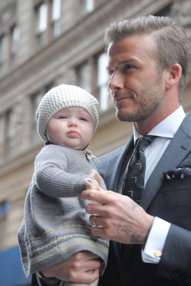 Nhan sắc thật của Harper Beckham khiến 6 triệu người xem đi xem lại, tiểu mỹ nhân càng lớn càng đẹp giống mẹ - 3