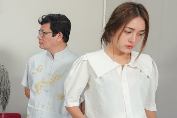 Ông nội chuyển 500 triệu làm quà mừng cháu trai chào đời, con dâu chỉ đáp 1 câu, ông lập tức rút lại tiền - 3