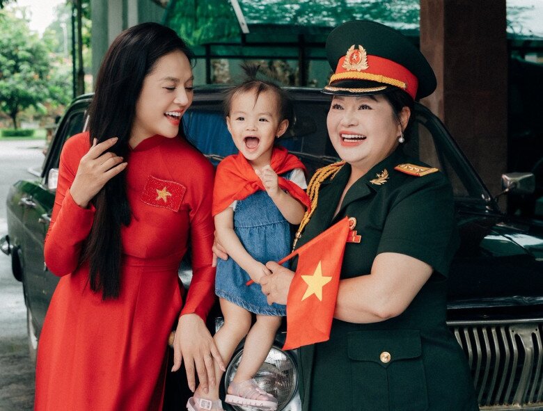 Nữ diễn viên đi đầu khối nghệ sĩ ở Tổng duyệt A80 là mẹ đơn thân giàu xinh nhất nhì VFC, mẹ ruột là Thượng tá - 3