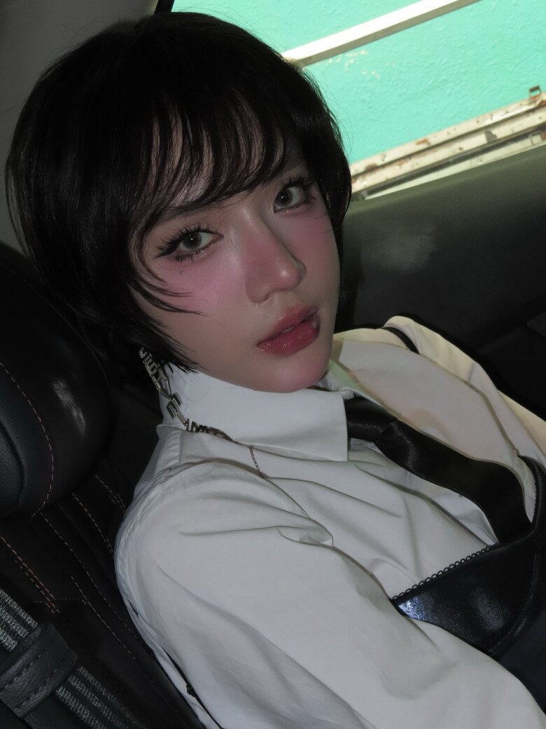 img src/upload/3-2025/images/nguyennh/l5-1751357939-945-width780height975.jpg /