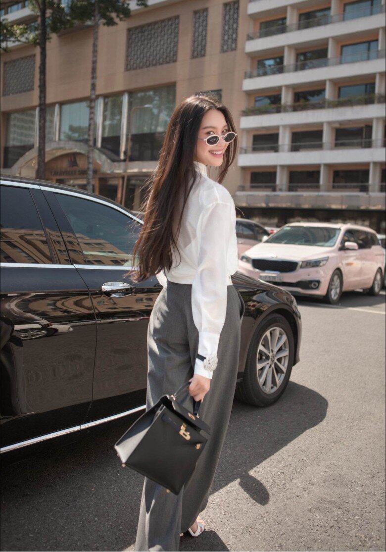 img src/upload/3-2025/images/nguyennh/m3-1753259356-760-width780height1170.jpg /