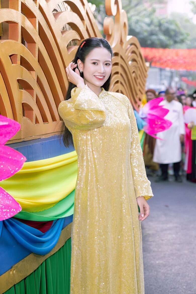 img src/upload/3-2025/images/nguyennh/nu-dien-vien-duoc-khen-xinh-nhat-nhi-a80-ngay-thuong-an-mac-nen-na-chuong-style-chuan-quy-co-ha-than-h2-1757042417-73-width780height1170.jpg /