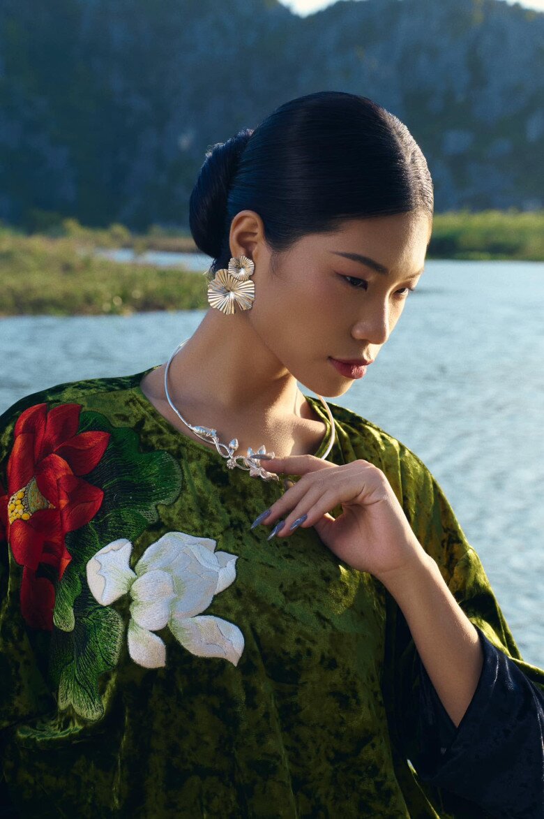 Chân dung Giang Phùng - cô gái liên tục gây bão ở Next Top.