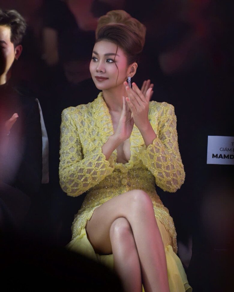 img src/upload/3-2025/images/nguyennh/vietnams-next-top-model-tro-lai-sau-8-nam-thanh-hang-khoe-vong-1-triet-de-tai-hop-bao-nang-mo-xuat-h-anh-chup-man-hinh-5-07-28-luc---5-png-1753752413-284-width680height1065.webp /