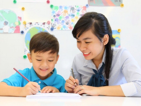 5 công việc làm thêm "hái ra tiền" cho tân sinh viên, vừa có nguồn thu nhập ổn định, vừa được cọ xát thực tế