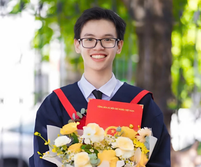 Đức Tài là thí sinh duy nhất đạt được điểm 10 ở 3 môn Toán, Hóa học, Sinh học trong kỳ thi THPT Quốc gia năm 2025.