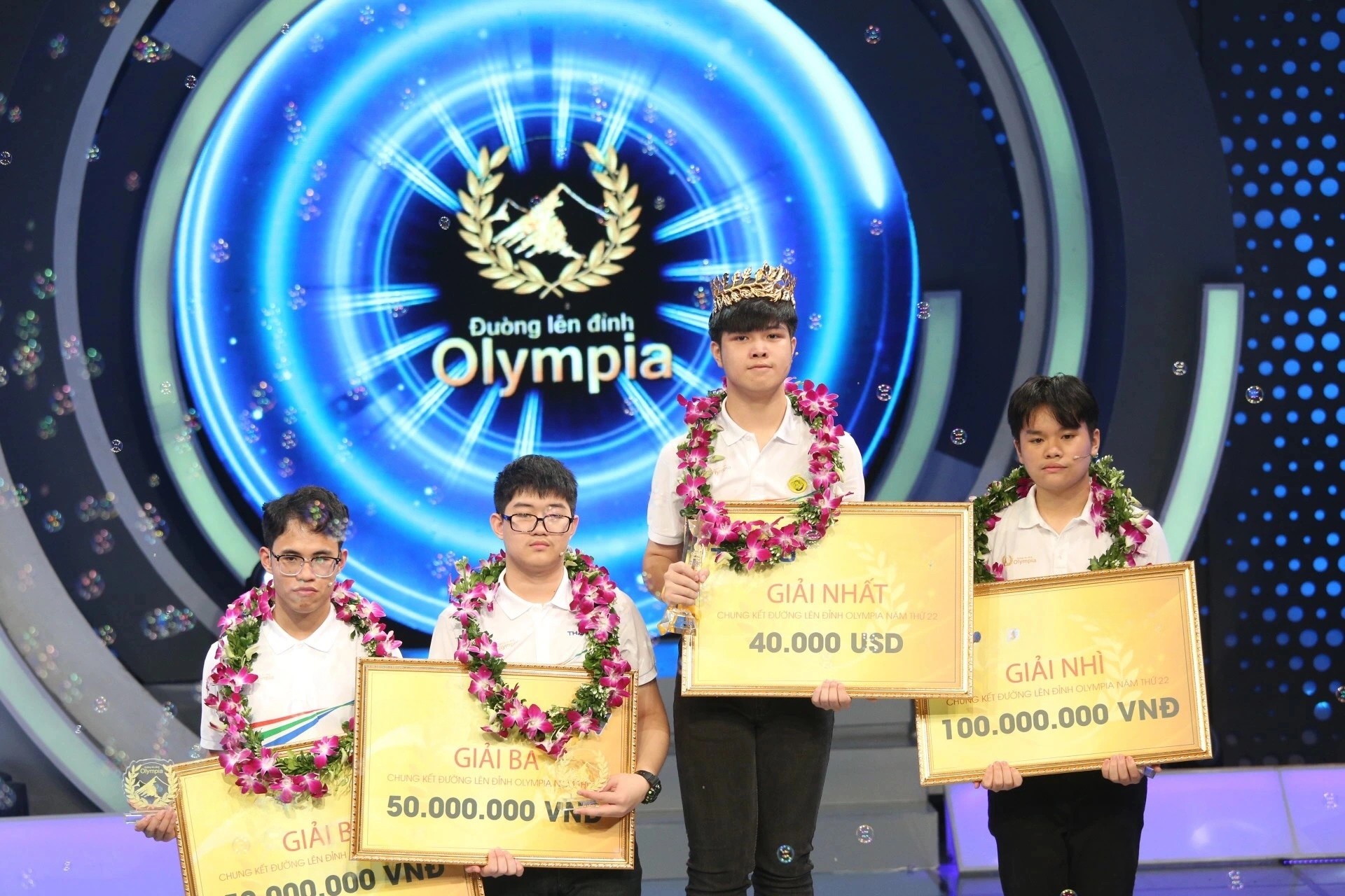 Đặc biệt, trong kỳ thi Quý, Nguyên Vũ thể hiện xuất sắc trong các phần thi và luôn đưa ra đáp án chính xác với thời gian rất ngắn. MC Ngọc Huy phải ngả mũ thán phục và gọi Nguyên Vũ là ông vua tăng tốc và kết quả nam sinh trường THPT Bắc Duyên Hà bỏ xa các đối thủ.