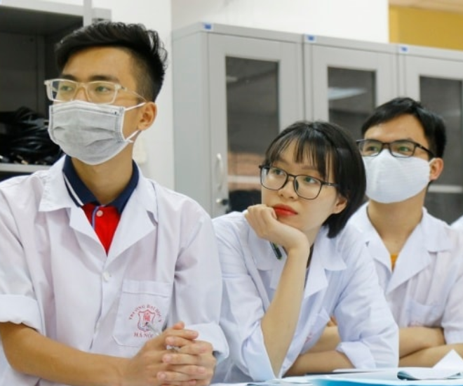 Trong năm 2025, theo trang thông tin của trường ĐH Y Hà Nội chỉ tuyển sinh 2 bác sĩ nội trú cho chuyên ngành Giải phẫu người. Trong đó, 1 bác sĩ sẽ học tại trường ĐH Y Hà Nội và người còn lại sẽ công tác, mài giũa kinh nghiệm tại cơ sở giáo dục phân hiệu Thanh Hóa của trường. (Ảnh minh họa).