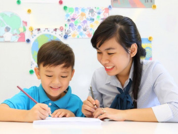 5 công việc làm thêm hái ra tiền cho tân sinh viên, vừa có nguồn thu nhập ổn định, vừa được cọ xát thực tế