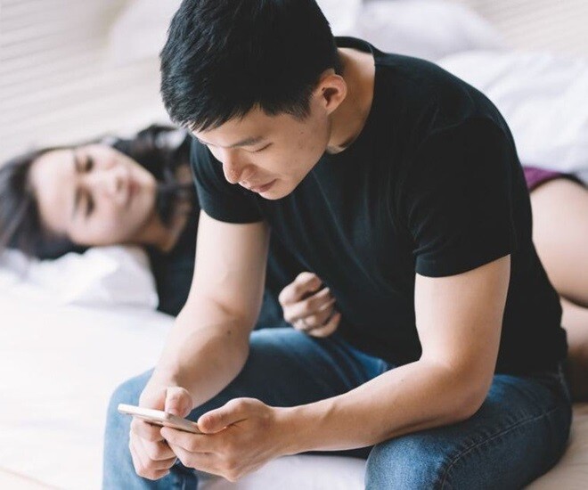 Nhiều nam giới có vấn đề về sức khỏe tình dục nhưng cố cam chịu. Ảnh minh họa. 