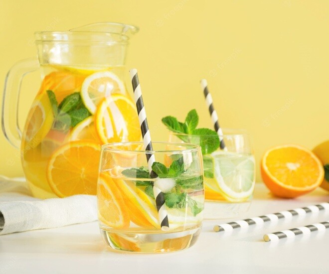 Sau 6 tháng detox đại tràng bằng chanh muối, người phụ nữ phải thay hậu môn nhân tạo. Ảnh minh họa. 
