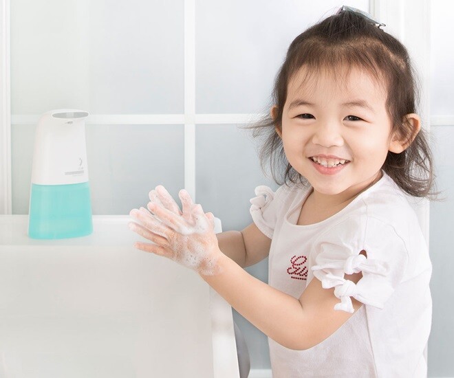 Rửa tay và vệ sinh cá nhân giúp phòng nhiều tác nhân gây bệnh ở trẻ. Ảnh minh hoạ. 