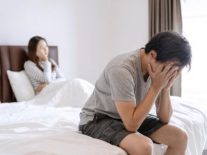 Qua đêm nồng cháy với bạn gái mới quen, nam sinh 22 tuổi nhận cái kết đắng dù đã "vệ sinh kỹ bằng nước muối"