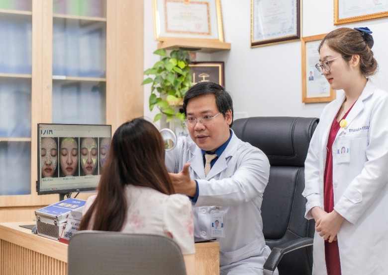 Bác sĩ Tiến Thành cho biết, ngày càng nhiều người trẻ bị sùi mào gà ở miệng. Ảnh: BSCC.