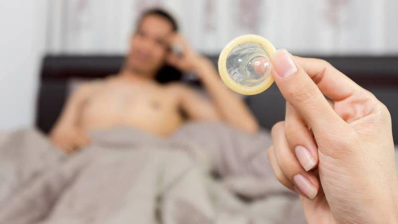 Để phòng bệnh tình dục nói chung, sùi mào gà ở miệng nói riêng cần phải quan hệ tình dục an toàn. Ảnh minh họa.