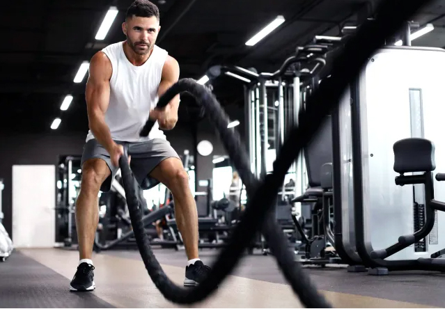 Tập luyện thể dục phải vừa sức, không phải tập nhiều là tốt. Ảnh minh họa. 