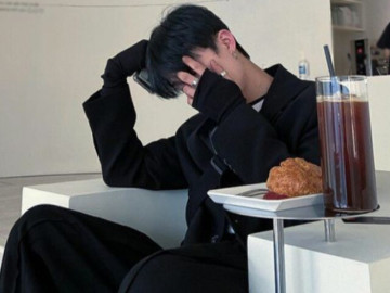 Sỏi chi chít như hạt bắp trong thận chàng trai, nguyên nhân đến từ thói quen nhiều người trẻ đang làm