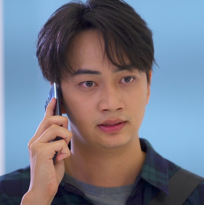 Nhận được cuộc gọi báo tin bố nằm viện, tôi vội vàng bắt xe về quê. (Ảnh minh họa)