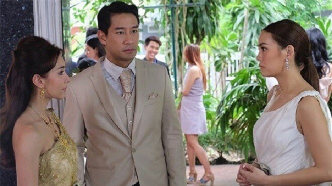 Tôi điếng người khi biết chồng của em gái kế là mối tình đầu của tôi. (Ảnh minh họa)