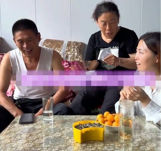 Bố mẹ chồng đối xử với nàng dâu như công chúa.
