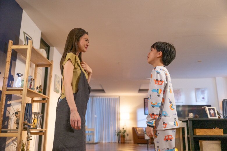 Vì con bị ốm, tôi đã ở lại nhà chồng cũ 3 ngày để chăm con. (Ảnh minh họa)