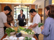 Yêu - Mẹ mắng tôi bất hiếu, sau khi mở quà Vu Lan của em trai trước họ hàng, bà không dám nhìn ai