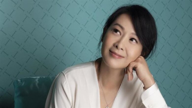 Mỹ nhân có ông nội là đại tướng yêu thầy có vợ, U50 lấy chồng kém 10 tuổi, trước cưới đưa 3 yêu cầu “vô lý” - 6