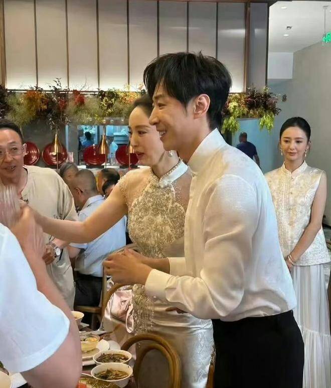 Đám cưới của cặp đôi.