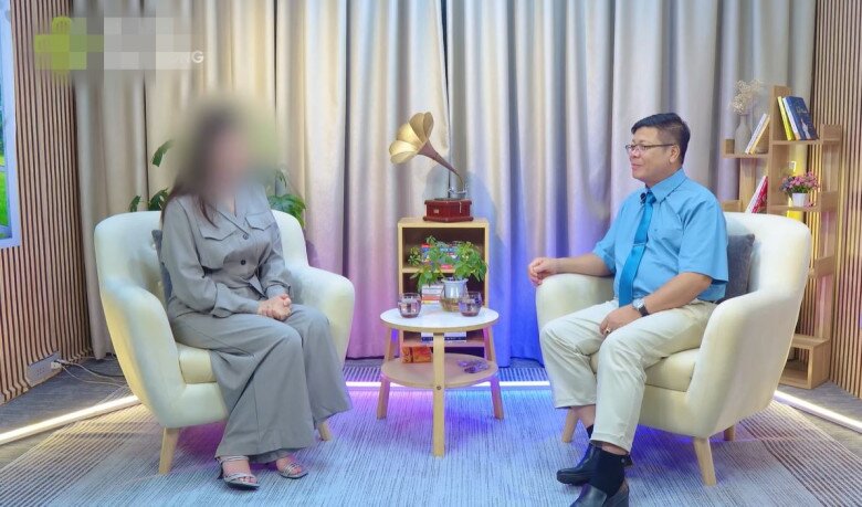 Từng mắt nhắm mắt mở khi bố trăng hoa, biết người tình mới của ông là ai, cả nhà náo loạn - 2