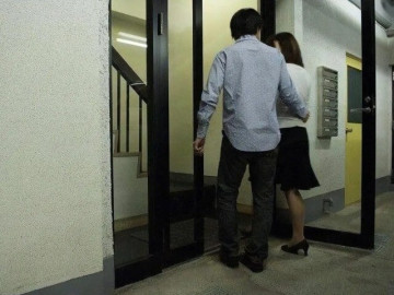 “Nữ tổng tài” cặp kè với nhân viên trẻ, chi hơn 11 tỷ để vợ anh ly hôn và cái kết