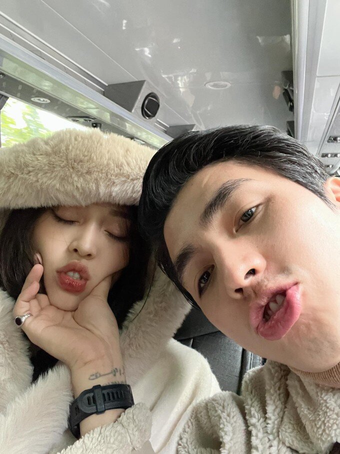 Bình An hay trêu vợ bằng ảnh dìm.
