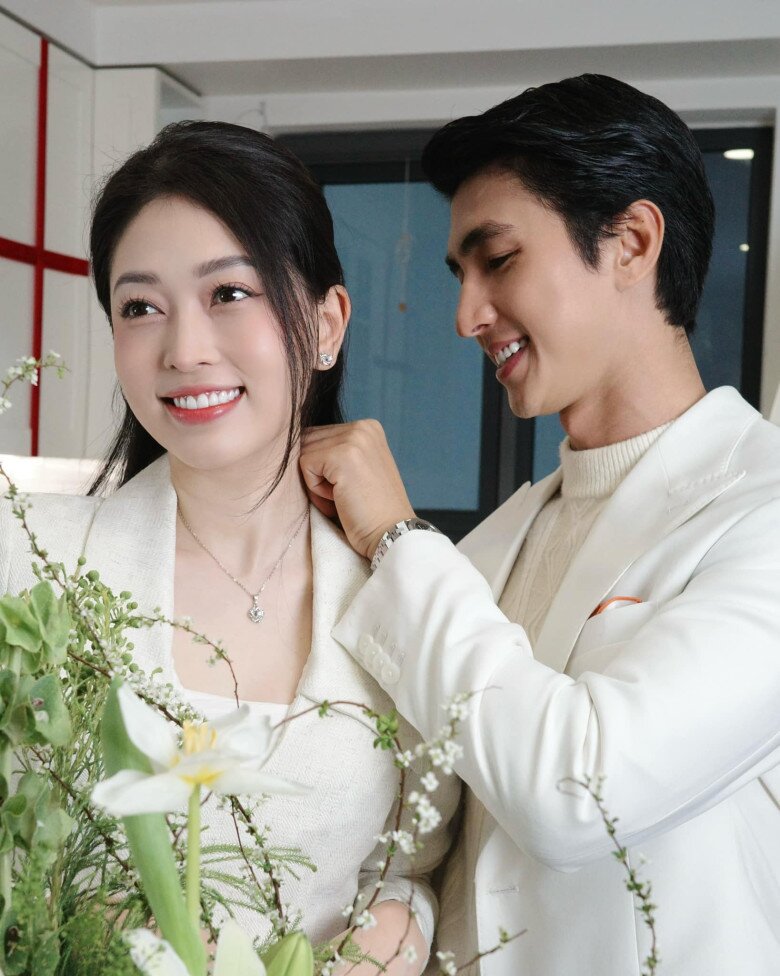 Bình An - Phương Nga có hôn nhân ngọt ngào được nhiều người ngưỡng mộ.