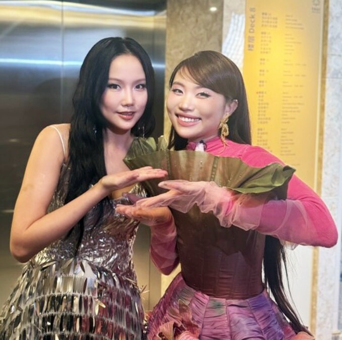 Ca sĩ Hoàng Linh tâm phục khẩu phục khi bị Phương Mỹ Chi đánh bại.