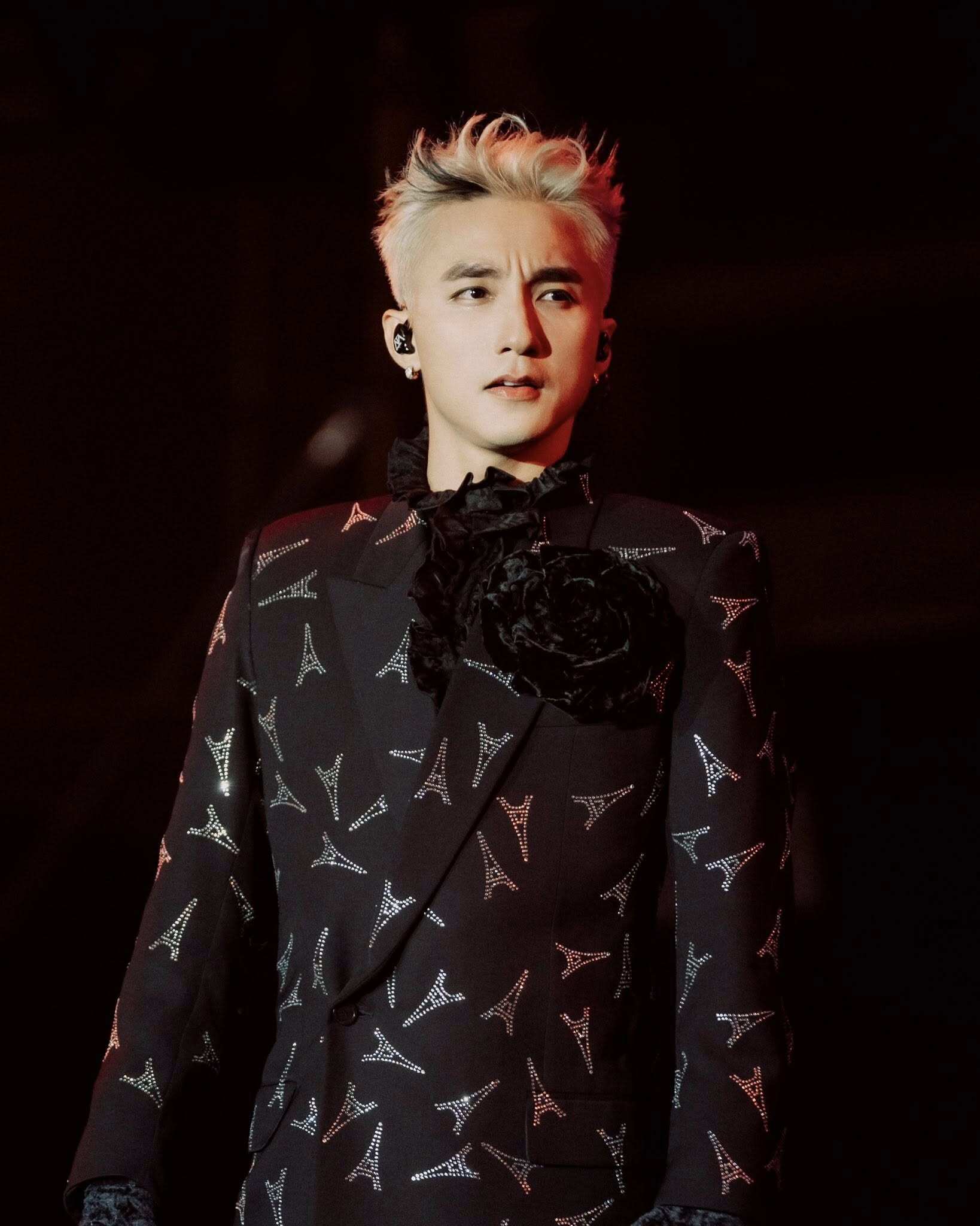 Đăng tải cảnh thiệt hại mà bão bualoi gây ra mc thảo vân đau xót khi nhìn số người thiệt mạng và mất tích - 9