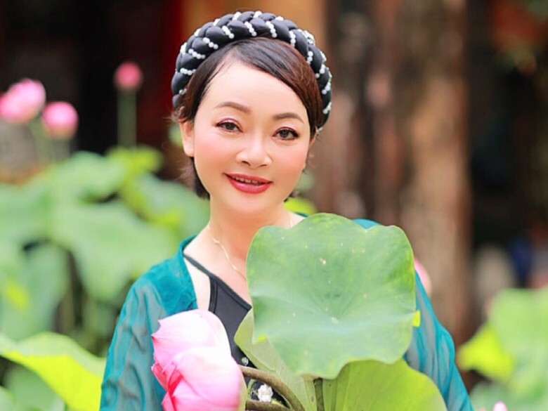 Xuất thân là nghệ sĩ cải lương, thế nhưng Trà My vụt sáng nhờ rẽ sang diễn hài.