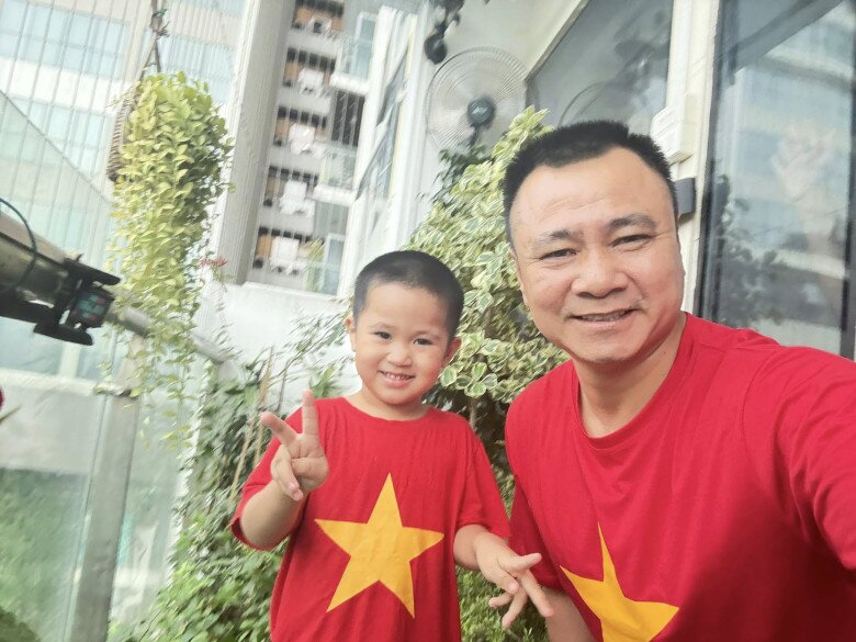 NSND Tự Long mừng ngày khai giảng: Ngày khai giảng 05/9/2025 thật nhiều ý nghĩa với các con. Chúc mừng các thầy cô giáo, chúc mừng các em học sinh, chúc mừng các bậc phụ huynh.