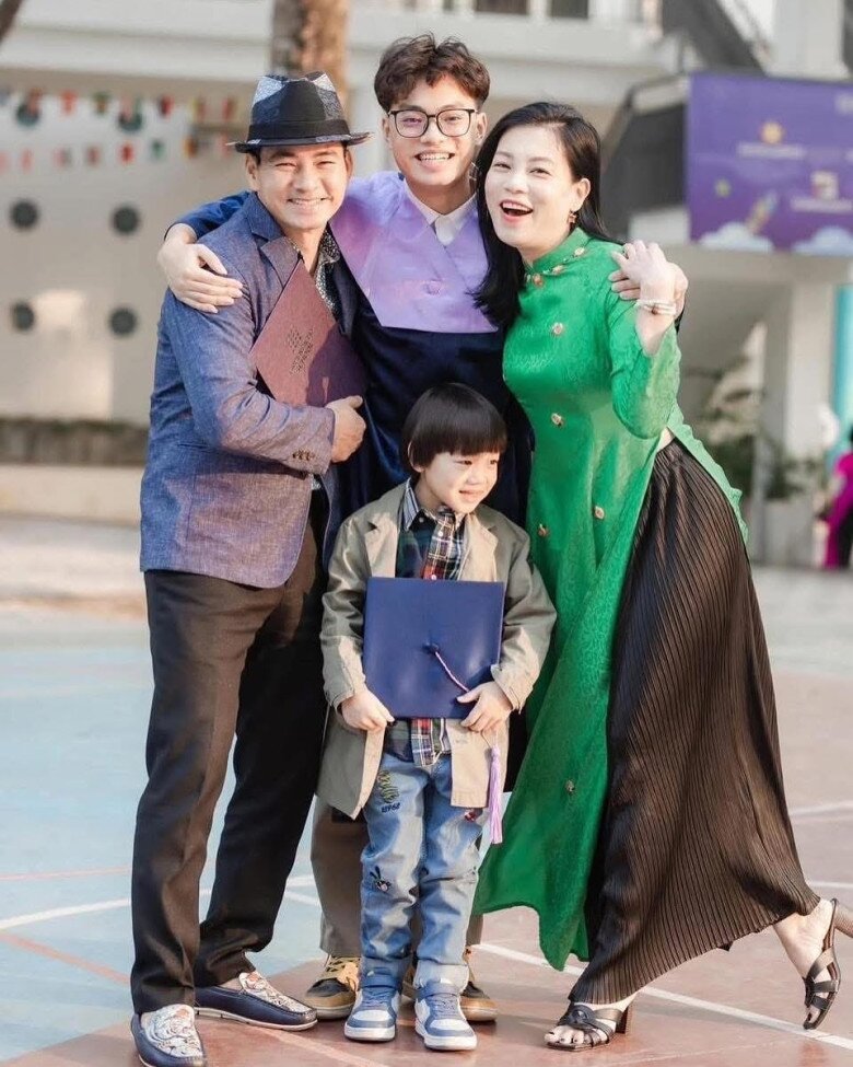 Dân tình gửi lời chúc mừng đến gia đình của NSND Xuân Bắc.