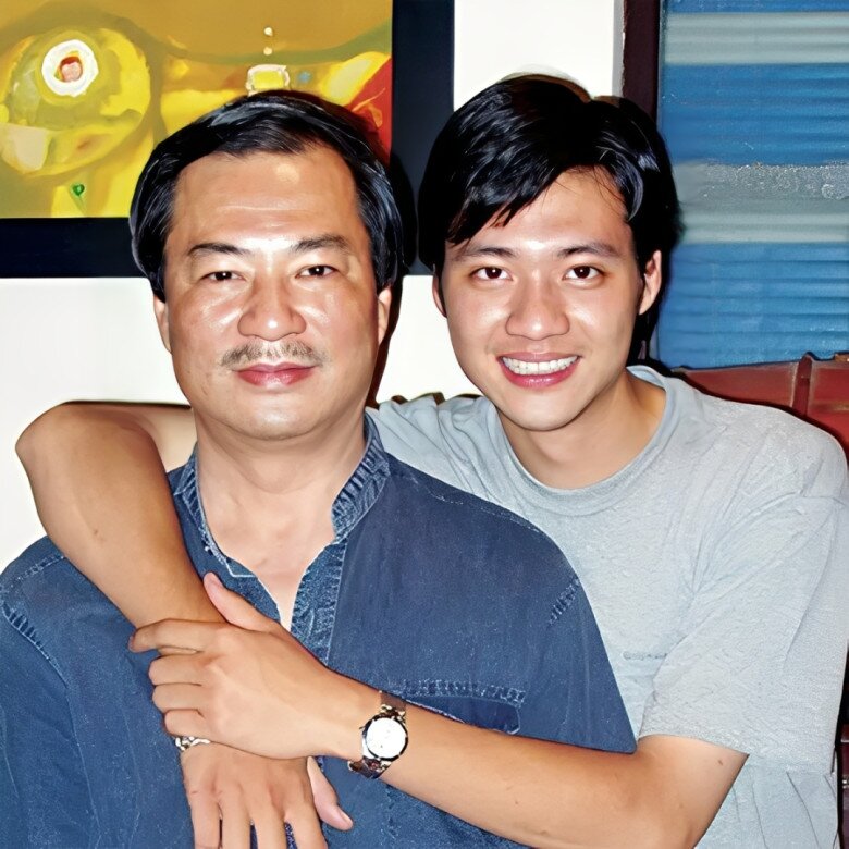 Đạo diễn Khải Anh là con trai của NSND Khải Hưng.
